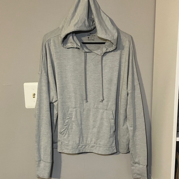 Nike Tops - Nike Dri-FIT Light Gray women’s long sleeve hooded shirt Sz XL